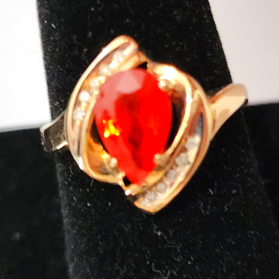 10k Yellow Gold Orange Sapphire  Diamond Ring